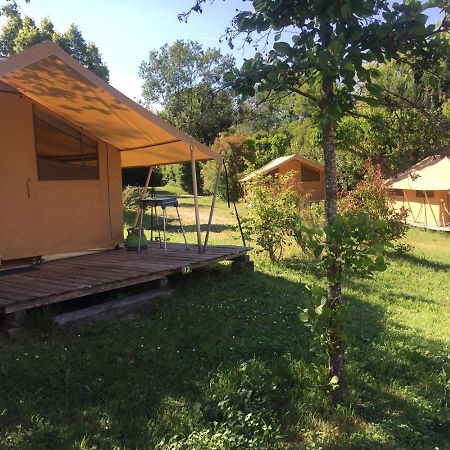 Camping Forcalquier Les Routes De Provence Hotel Kültér fotó
