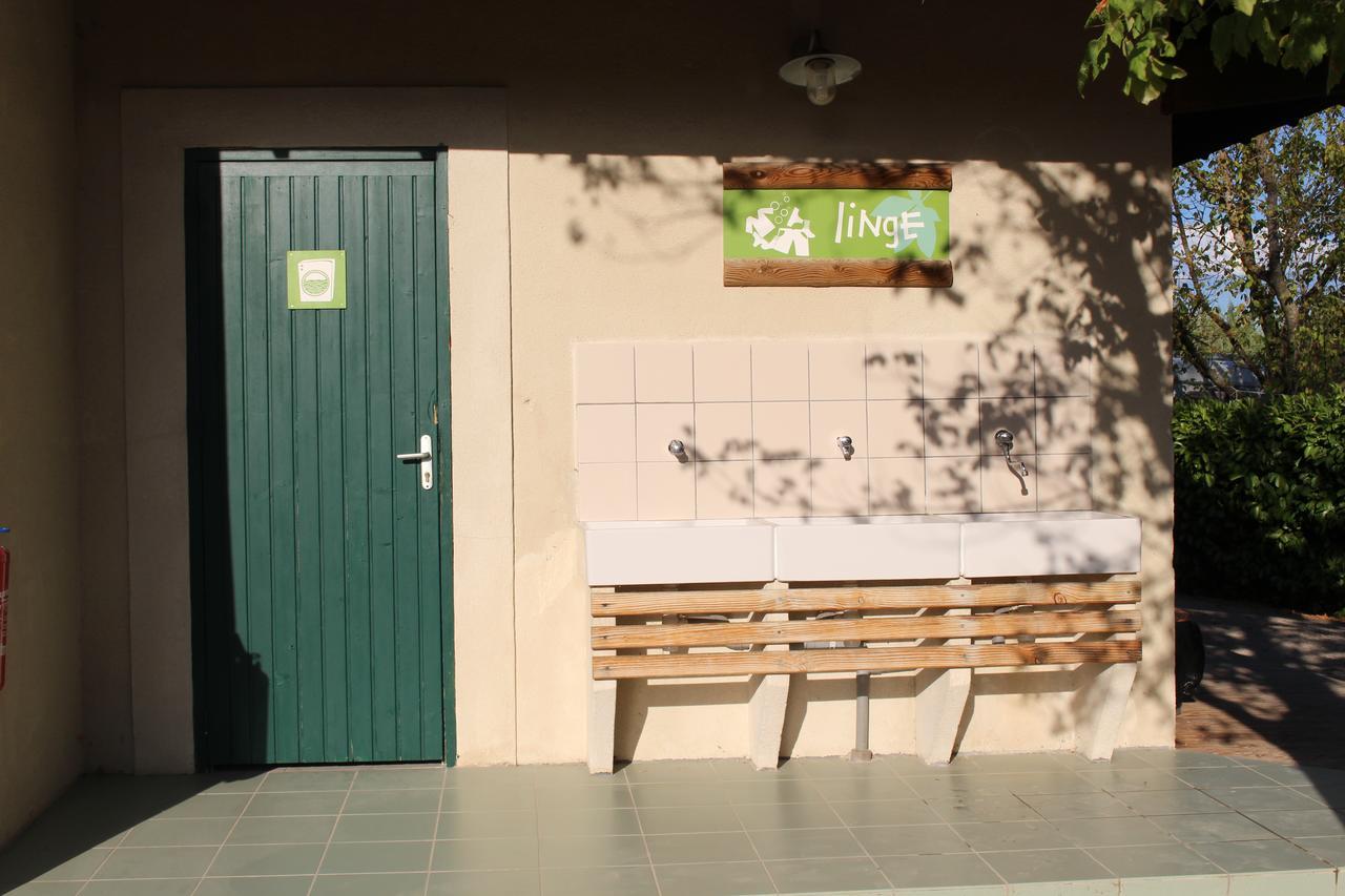 Camping Forcalquier Les Routes De Provence Hotel Kültér fotó