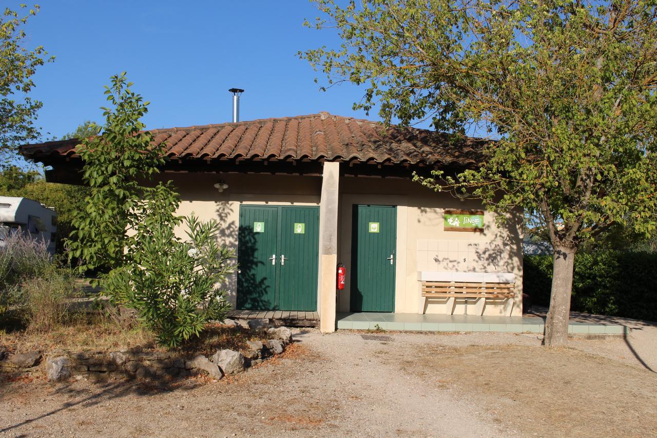 Camping Forcalquier Les Routes De Provence Hotel Kültér fotó