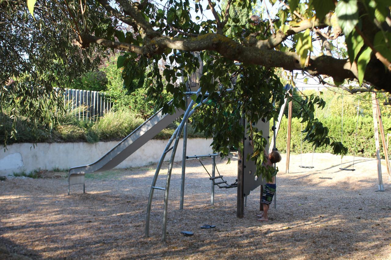 Camping Forcalquier Les Routes De Provence Hotel Kültér fotó