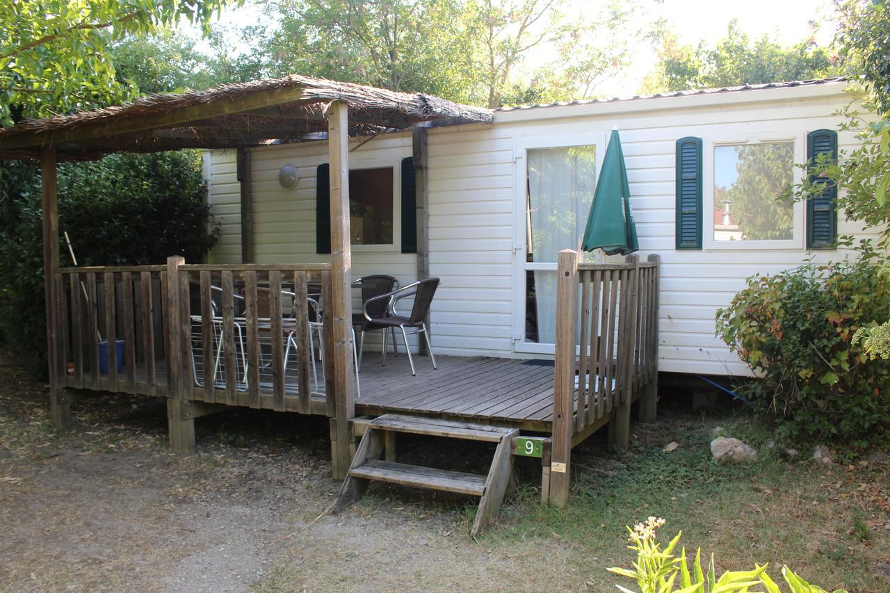 Camping Forcalquier Les Routes De Provence Hotel Kültér fotó