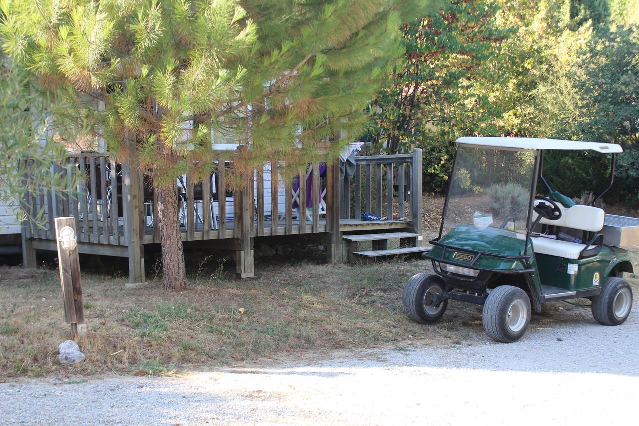 Camping Forcalquier Les Routes De Provence Hotel Kültér fotó